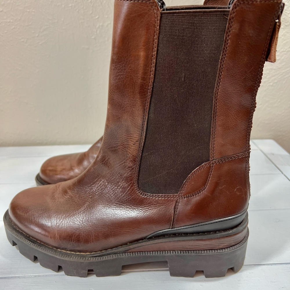 Sam Edelman women’s Genia Chelsea boots size 10